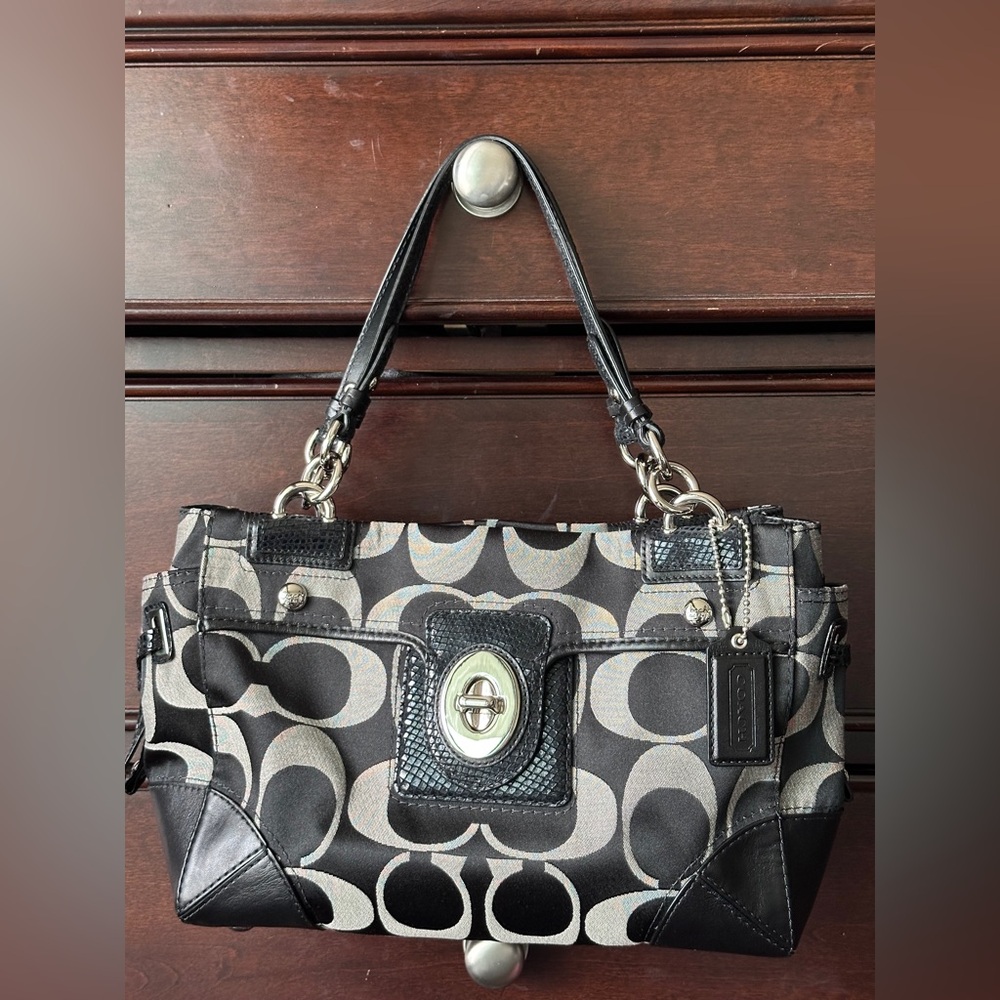 Coach Y2K Black & Gray Optic C turnlock satchel 2009 EUC